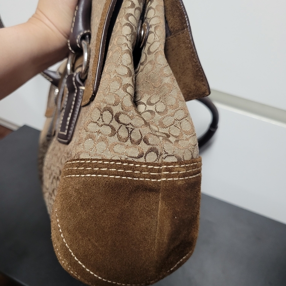 Coach Suede Bag - Picture 5 of 11